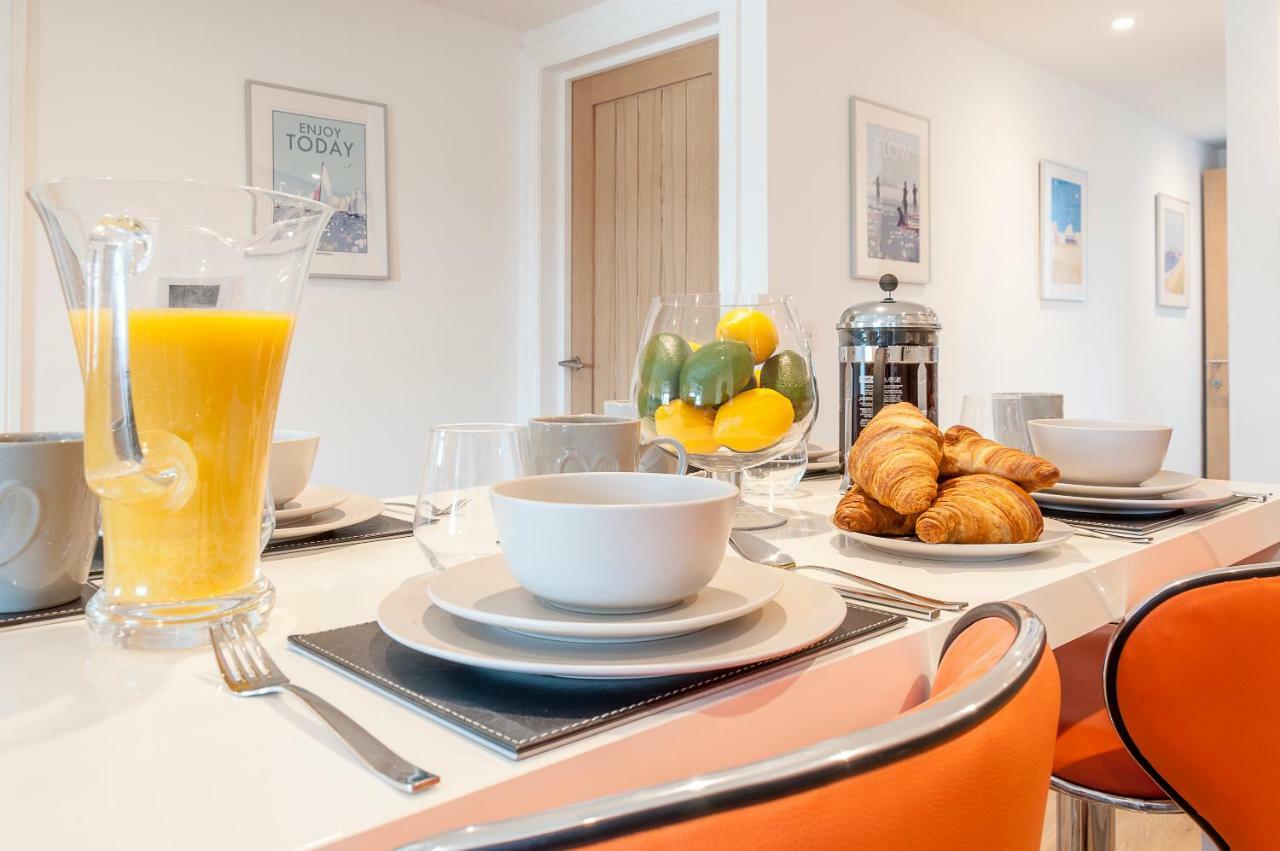 Pure B - Exceptional Views Of Tamar & Royal William Yard With Free Parking & Wifi Apartamento Plymouth Exterior foto